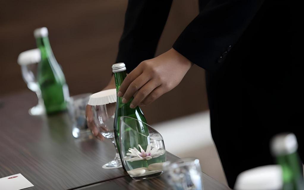 Hotel Grandhika Pemuda Semarang Esterno foto
