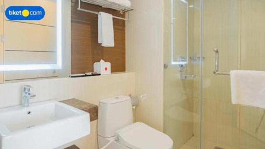 Hotel Grandhika Pemuda Semarang Esterno foto