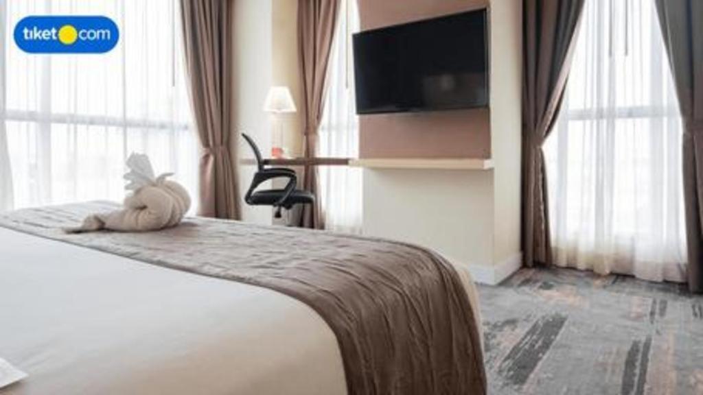 Hotel Grandhika Pemuda Semarang Esterno foto
