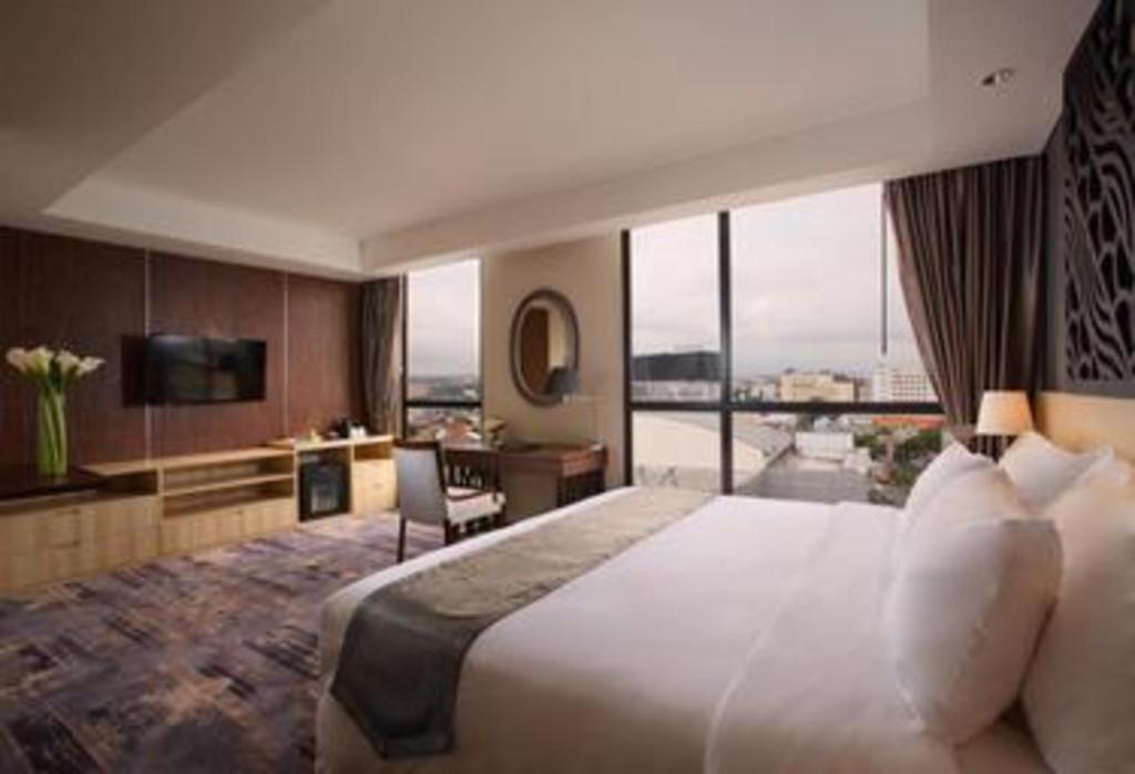 Hotel Grandhika Pemuda Semarang Esterno foto