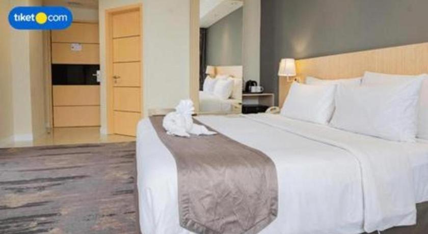 Hotel Grandhika Pemuda Semarang Esterno foto