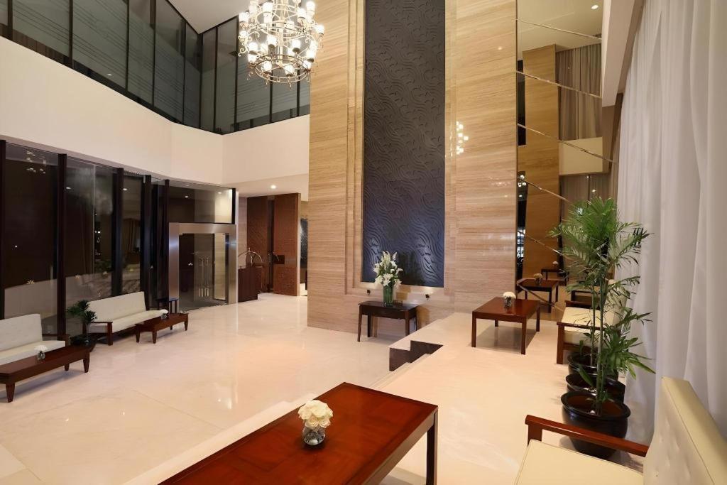 Hotel Grandhika Pemuda Semarang Esterno foto